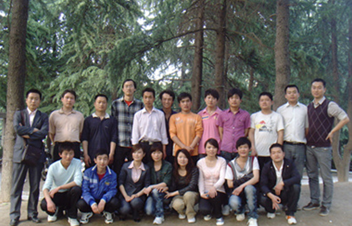 弘揚(yáng)企業(yè)文化，鑄就一流團(tuán)隊(duì)！
