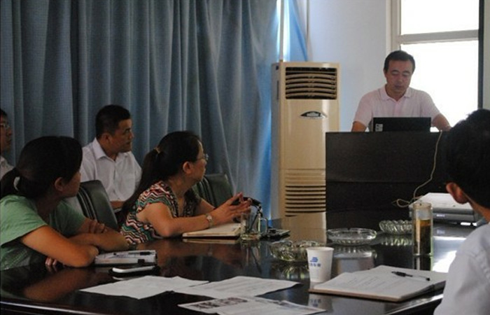 “增強(qiáng)法律意識(shí)，加強(qiáng)合同管理”——記車(chē)業(yè)集團(tuán)《合同法》專題培訓(xùn)
