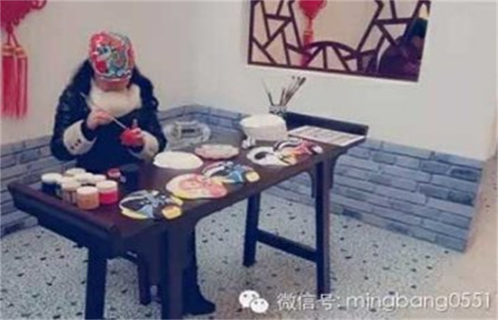 來(lái)名邦廣場(chǎng)，看最炫民俗風(fēng)咯
